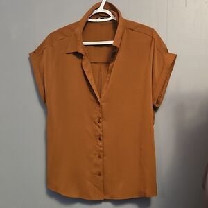 #34 Short Sleeve Button-Down Blouse in Rusty Orange Sz Large Ptp 21